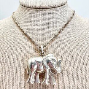 Sterling Silver 925 Elephant Three Dimensional Pendant Necklace Size 24" Length